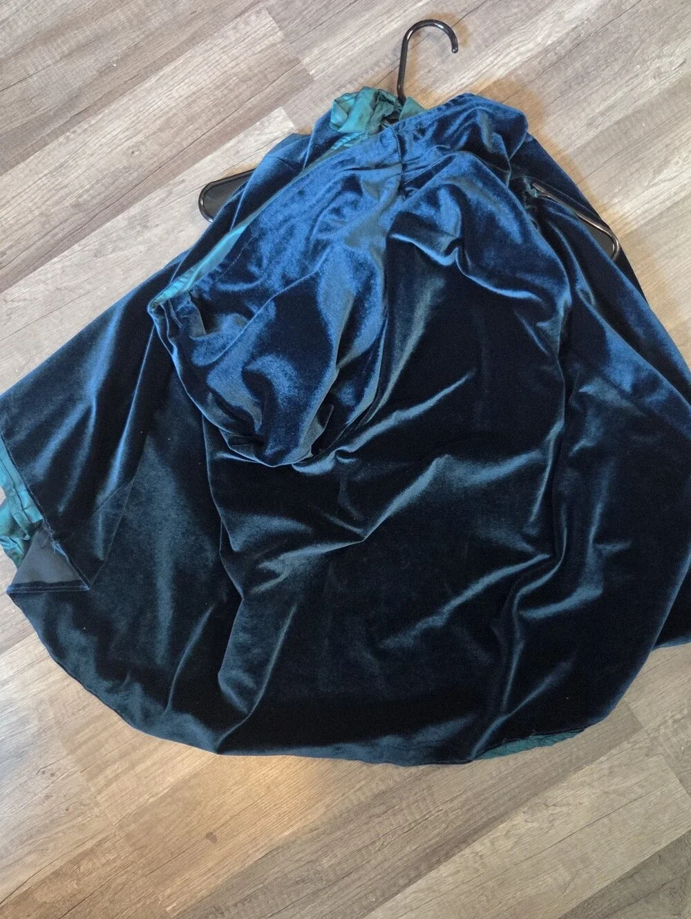 Green Velvet Hooded Cape Small Child